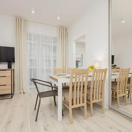 Bright Apartment In Warsaw Center With Two Bedrooms And Balcony By Noclegi Renters Exterior photo
