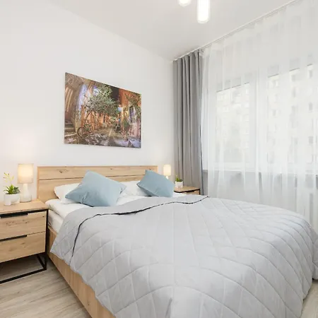 Bright Apartment In Warsaw Center With Two Bedrooms And Balcony By Noclegi Renters Exterior photo